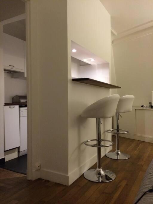 Lovely Withn View In Saint Germain * Parigi